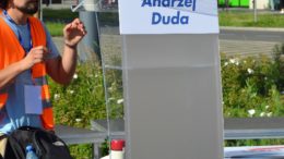 mównica-ANdrzej Duda
